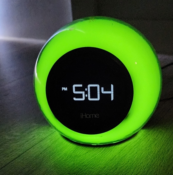 iHome Bluetooth Digital Alarm Clock - Picture 2 of 16